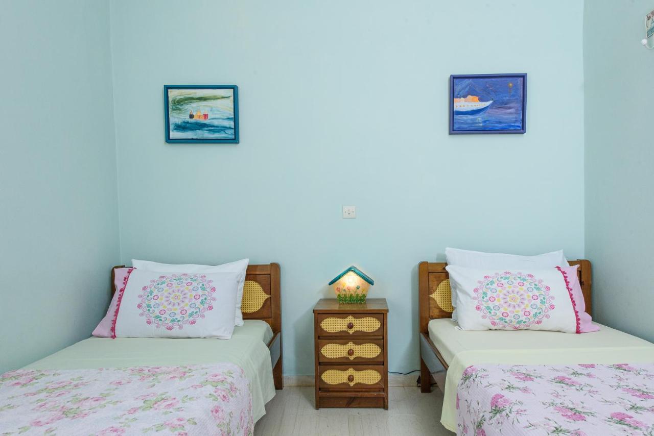 Aegina'S Flowers House ภายนอก รูปภาพ